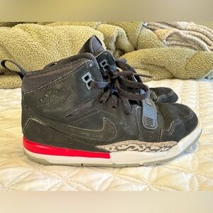 Nike Air Jordan legacy 312 high top size 13.5C